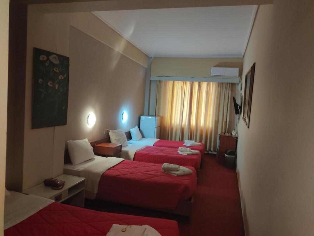 Cavo D' Oro Hotel Piræus Eksteriør billede