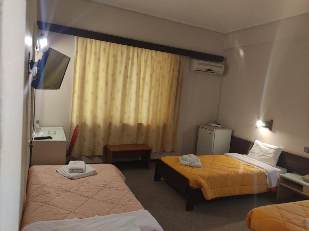 Cavo D' Oro Hotel Piræus Eksteriør billede