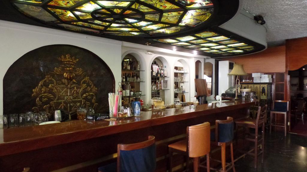 Cavo D' Oro Hotel Piræus Eksteriør billede