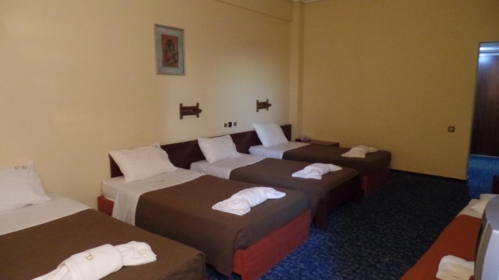 Cavo D' Oro Hotel Piræus Eksteriør billede