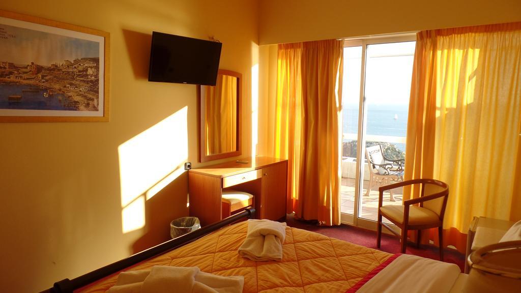 Cavo D' Oro Hotel Piræus Eksteriør billede