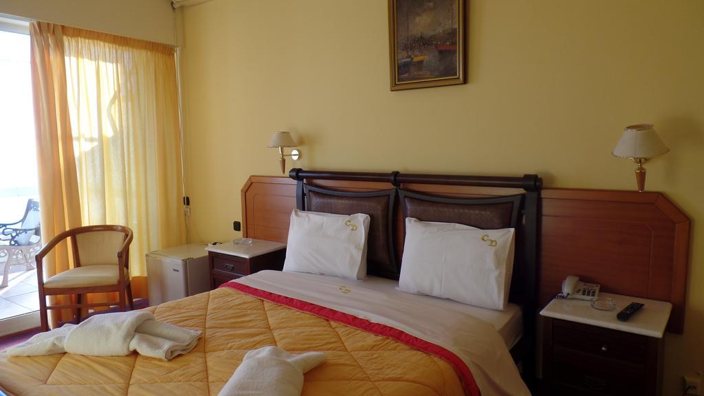 Cavo D' Oro Hotel Piræus Eksteriør billede