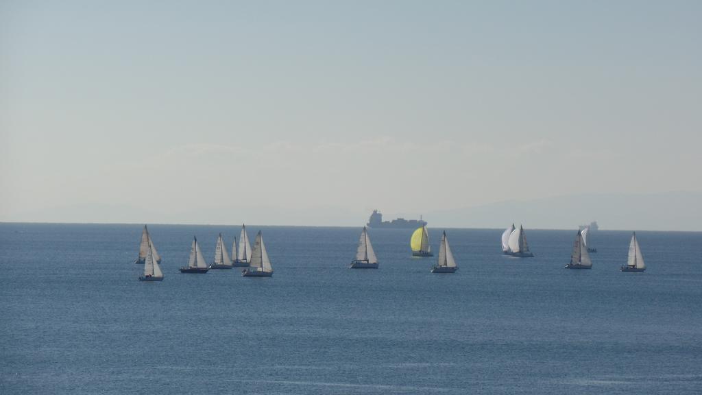 Cavo D' Oro Hotel Piræus Eksteriør billede